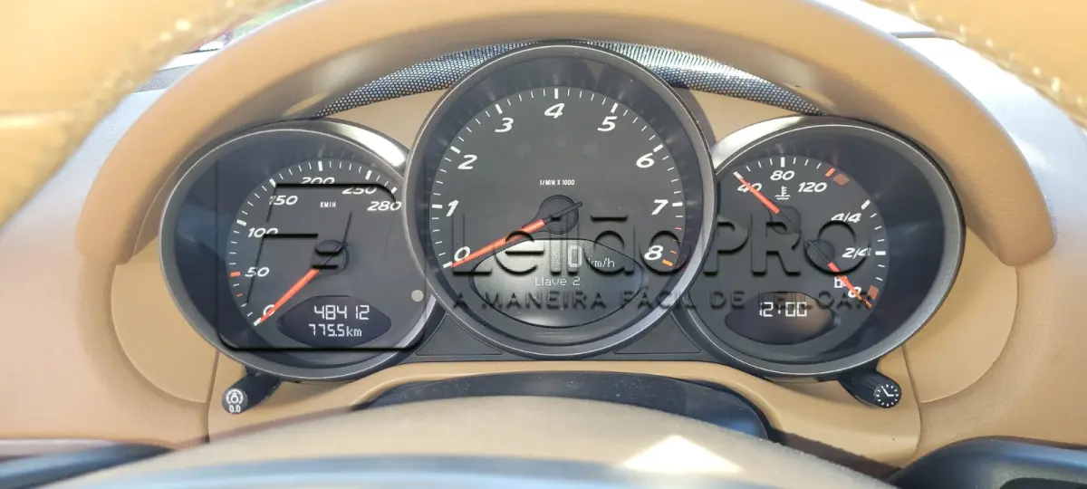 LOTE 001 - PORSCHE BOXTER CONVERSÍVEL