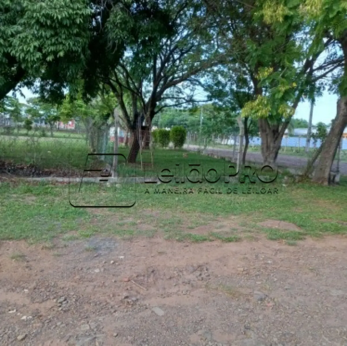 LOTE 001 - IMÓVEL: Fração de 354,20m2