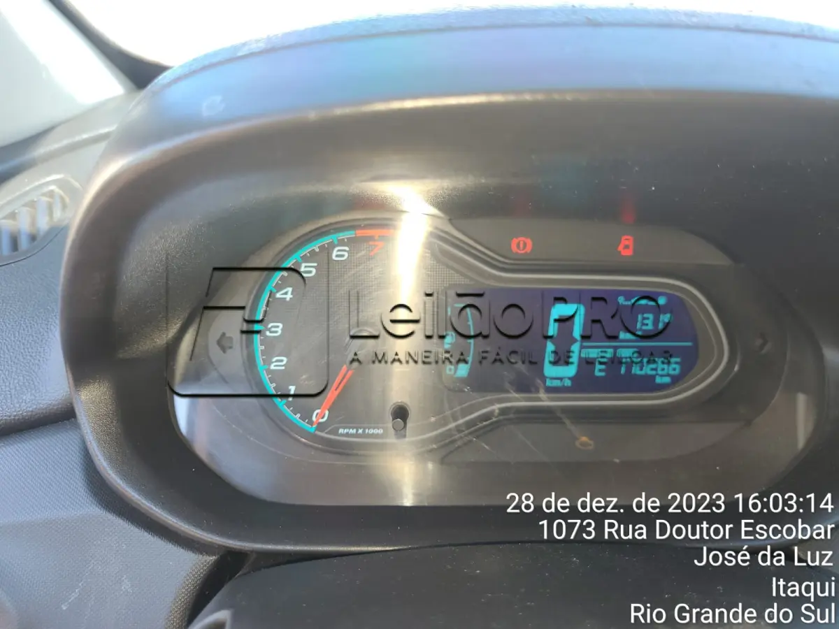 LOTE 001 - Chevrolet/Onix