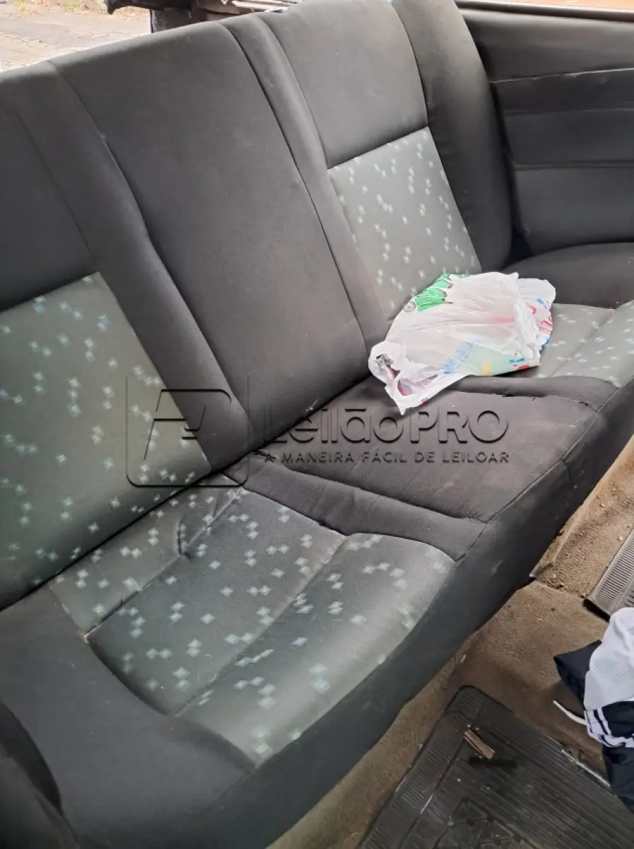 LOTE 001 - VW/PARATI GL 1.8