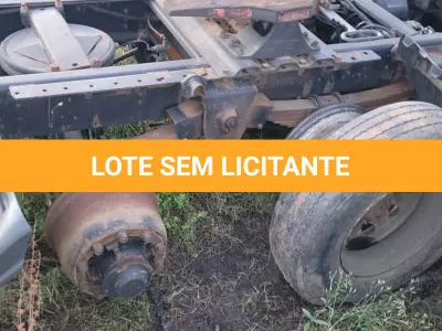 LOTE 002 - CAMINHÃO/TRATOR