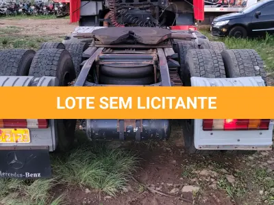 LOTE 001 - CAMINHÃO/TRATOR