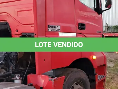 LOTE 001 - UM CAMINHÃO/TRATOR MARCA/MODELO M. BENZ/AXOR 2544 S