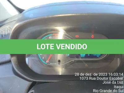 LOTE 001 - Chevrolet/Onix