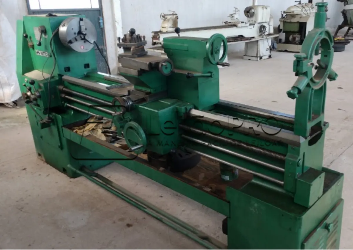 LOTE 006 - UM TORNO MITTO