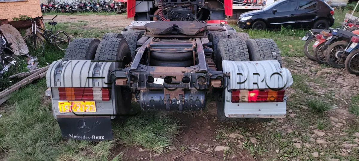 LOTE 001 - CAMINHÃO/TRATOR M. BENZ/AXOR 2544 S