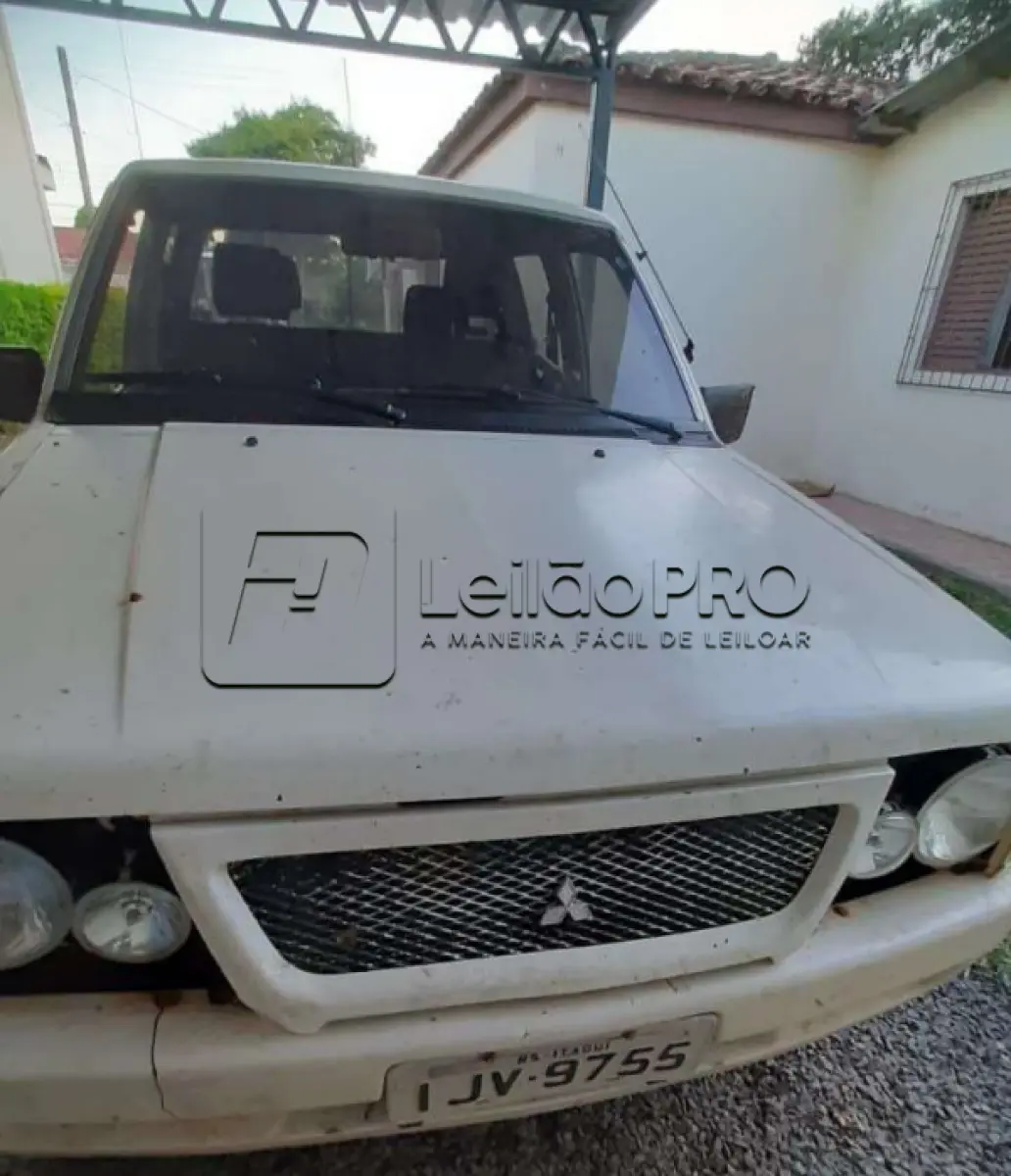 LOTE 006 - Mitsubishi L200