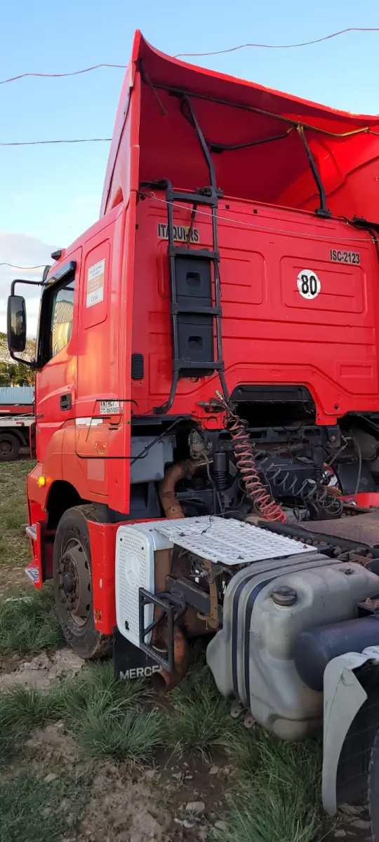 LOTE 001 - CAMINHÃO/TRATOR M. BENZ/AXOR 2544 S