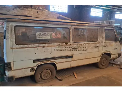 LOTE 001 - MICROÔNIBUS I/M.BENZ MB 180D