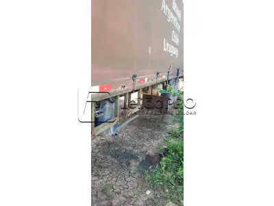 LOTE 001 - UMA CARRETA SEMI REBOQUE TIPO SAIDER